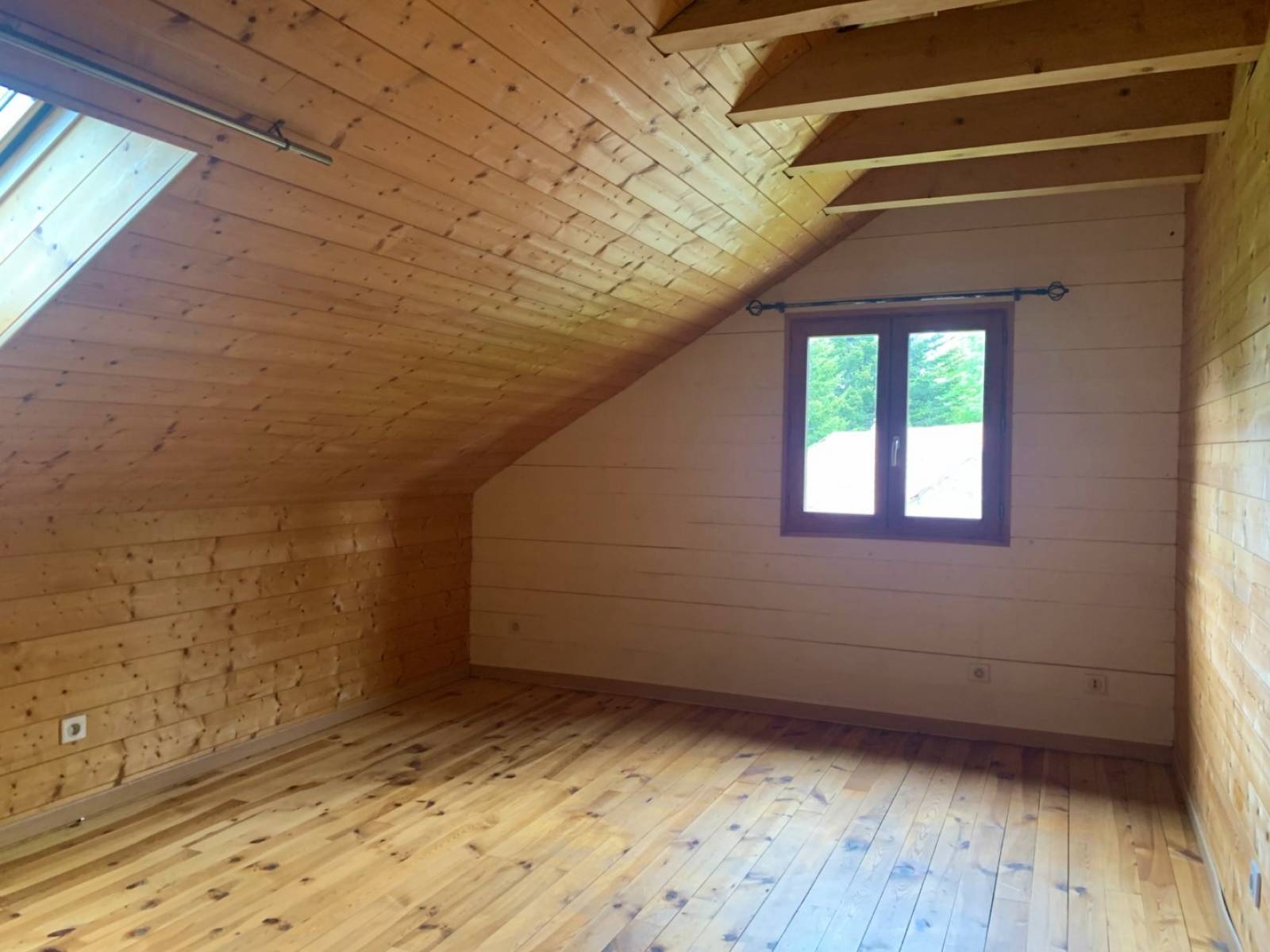 Chalet avec vue dégagée aux Vastres