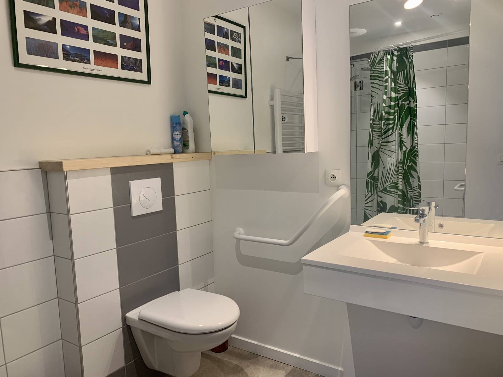 Appartement T3 Le Chambon sur Lignon centre.  Appartement rénové en Rez De Chaussée.