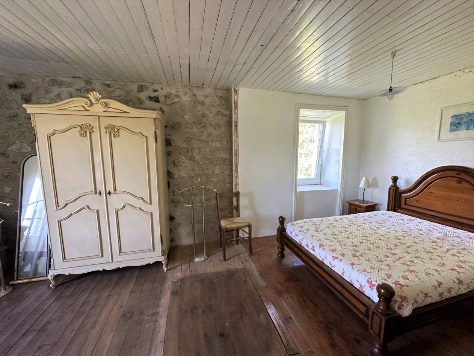 Maison mitoyenne avec jardinet en campagne de Mars