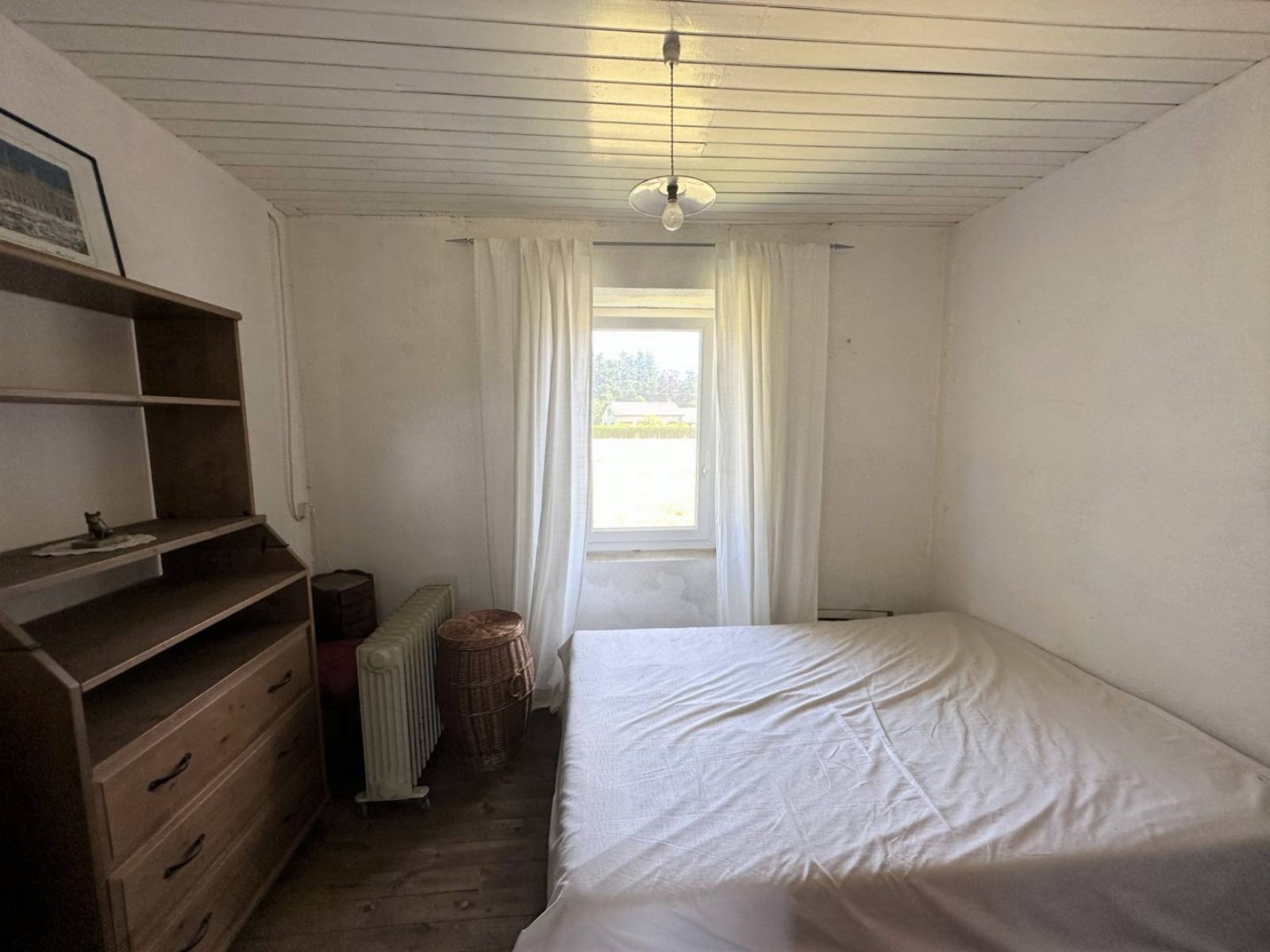 Maison mitoyenne avec jardinet en campagne de Mars