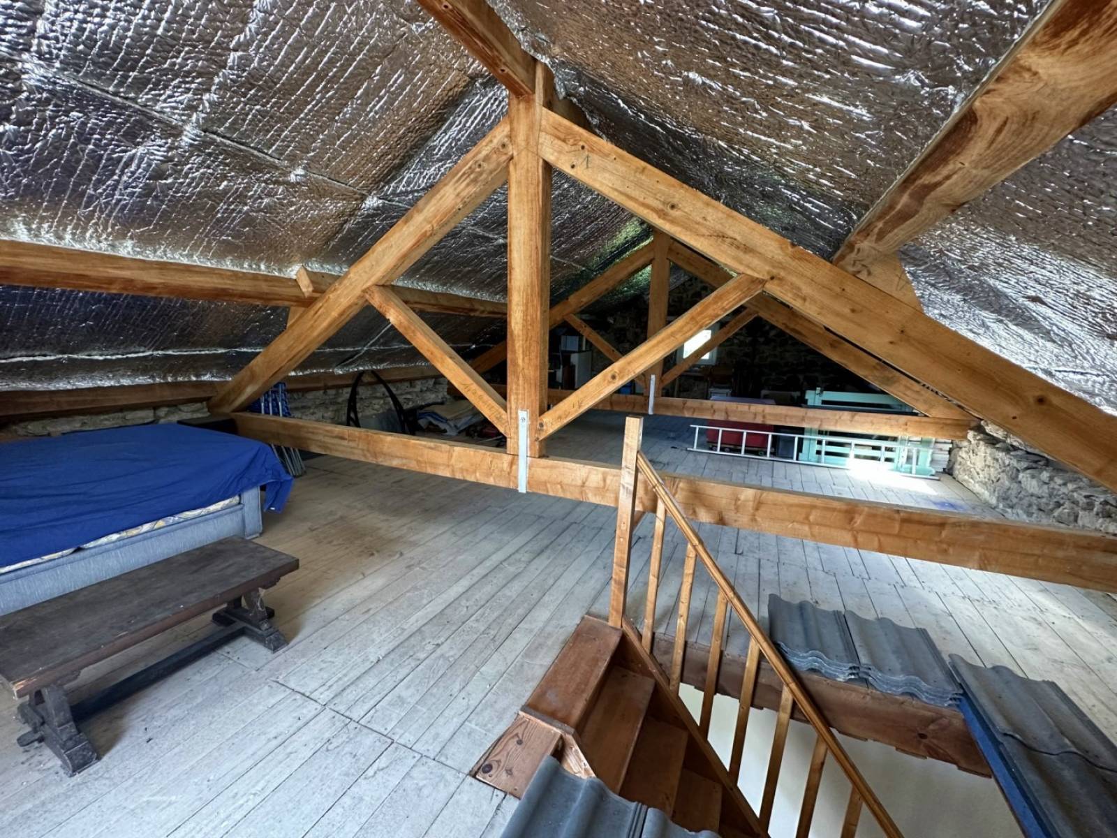 Maison mitoyenne avec jardinet en campagne de Mars