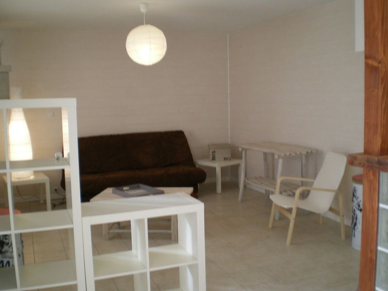 Appartement rénové TStudio Vendu meublé. Idéal pied à terre ou investisseur. Garage