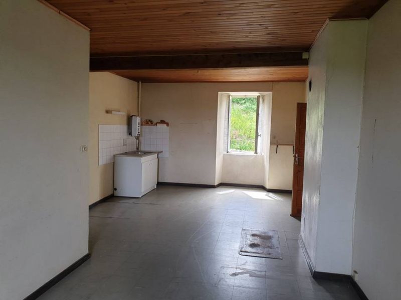 Ancienne école sur Devesset