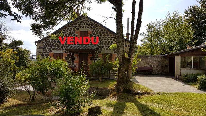 Maison de village à Mars