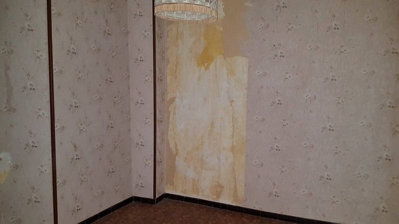 Appartement avec commerce au centre du village de Saint Martin de Valamas