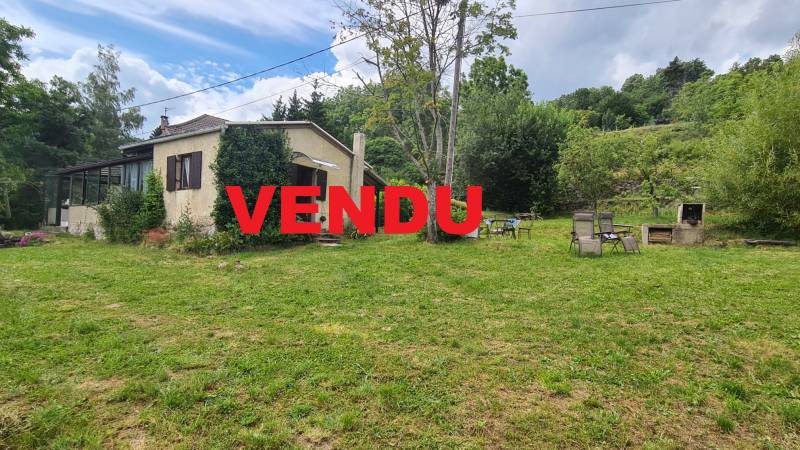 Maison avec vue en campagne de Chanéac