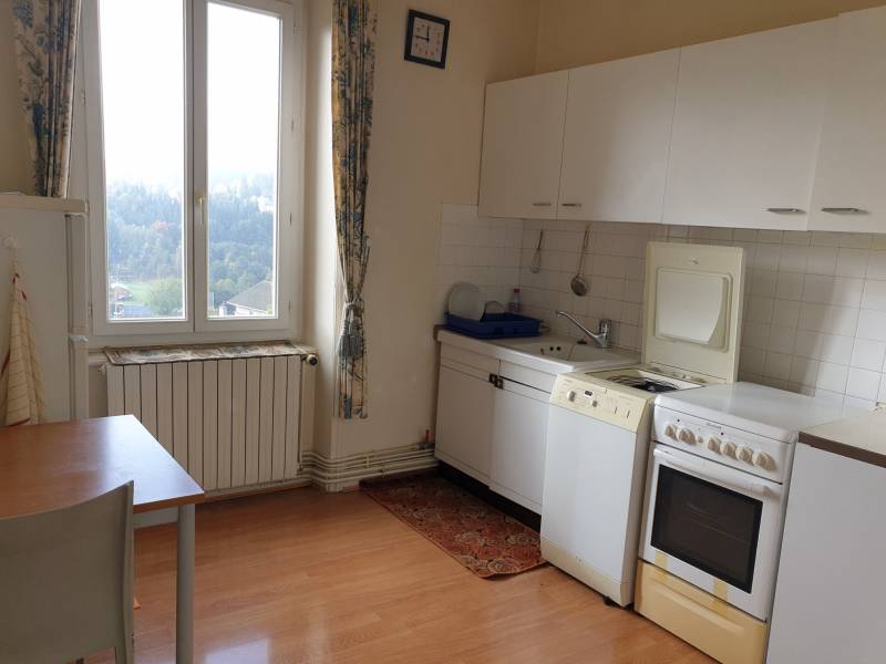 Le Chambon sur Lignon centre. Appartement T2