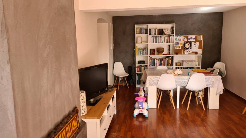 Ancienne ferme rénovée mitoyenne T5