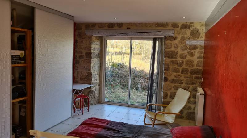 Ancienne ferme rénovée mitoyenne T5