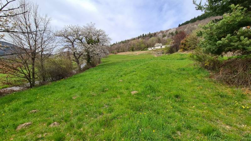 Parcelle de terrain constructible Saint Jean Roure