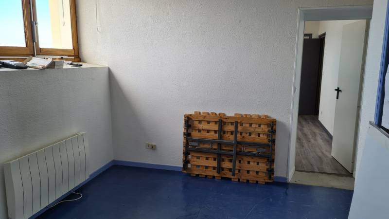 Ancien local commercial au centre du village de Saint Agrève