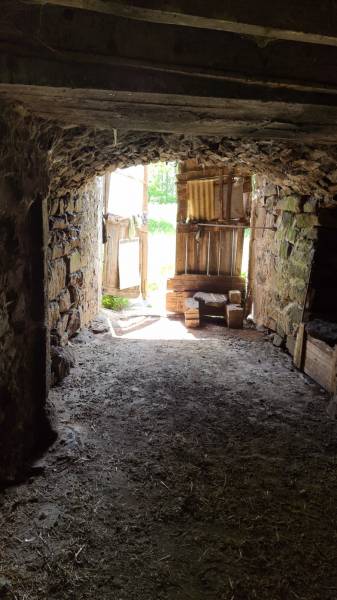 Ferme à rénover entièrement campagne des Vastres