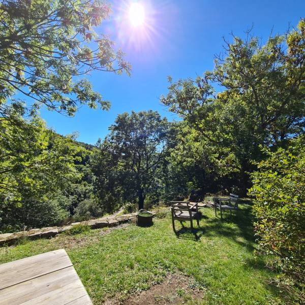 Ferme isolée avec plus d'un hectare à Mézilhac