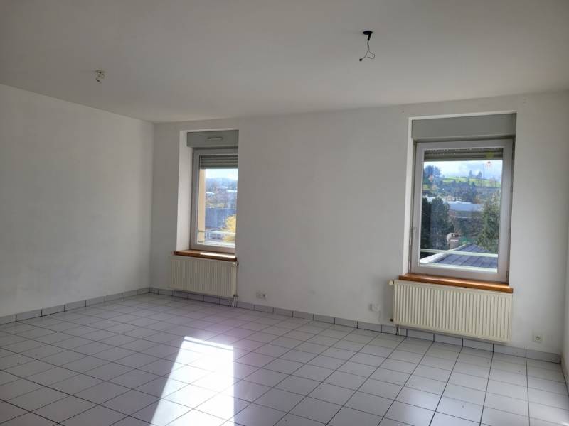 Immeuble au centre de Tence