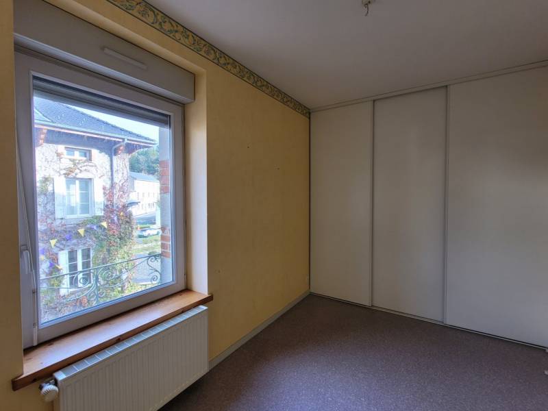 Immeuble au centre de Tence