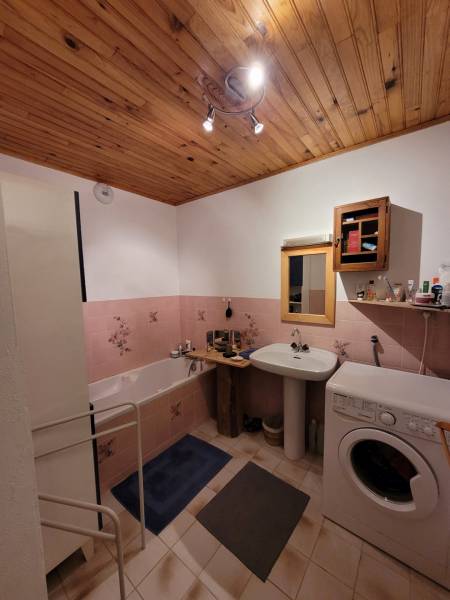 Ferme dans un hameau isolé à Mars