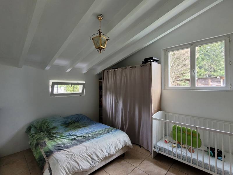 Maison dans hameau proche du centre du Chambon sur Lignon