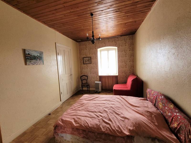 Maison de village au Mazet St Voy