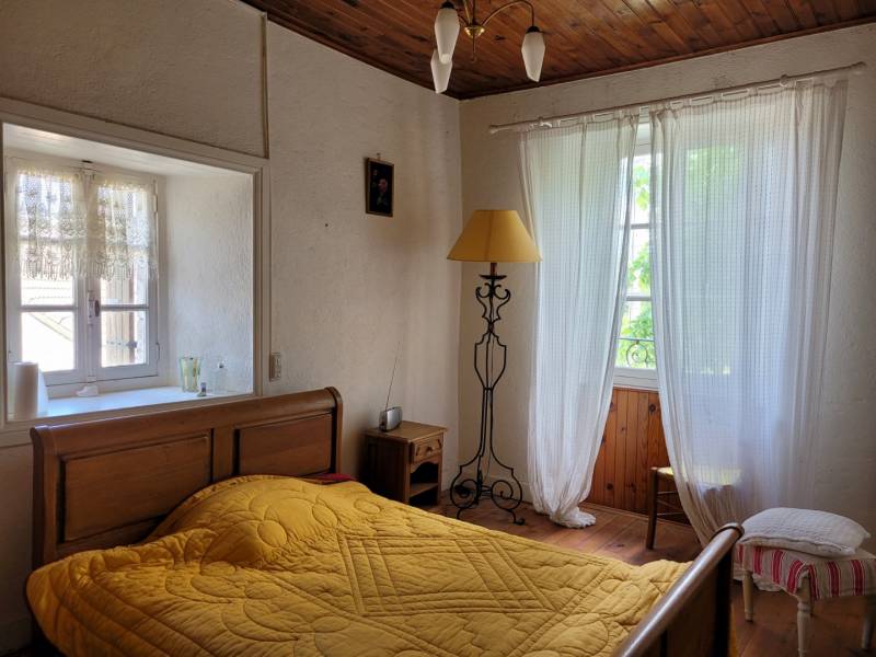 Ferme à rénover proche du village du Chambon sur Lignon