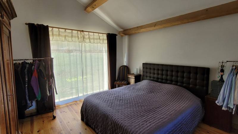 Maison ossature bois de 2008 sur plus d'1Ha de terrain