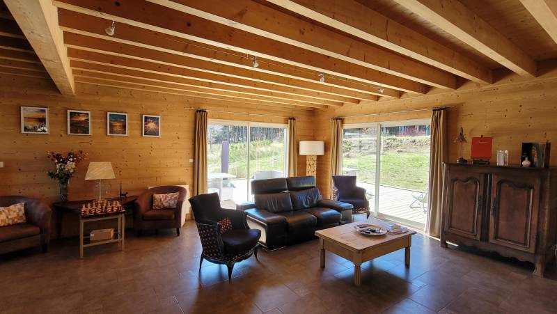 Maison ossature bois de 2008 sur plus d'1Ha de terrain