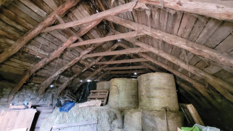 Ferme à rénover sur la commune des Vastres