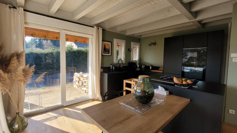 Maison au calme proche du centre village