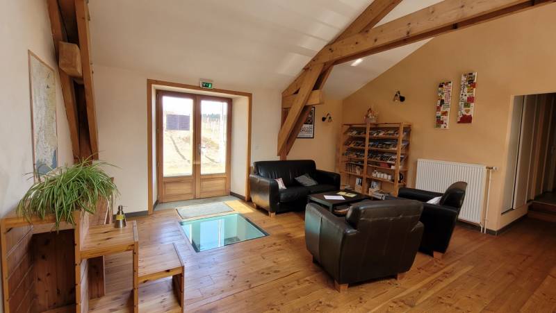 Ferme sur 1ha7 en campagne de St André en Vivarais