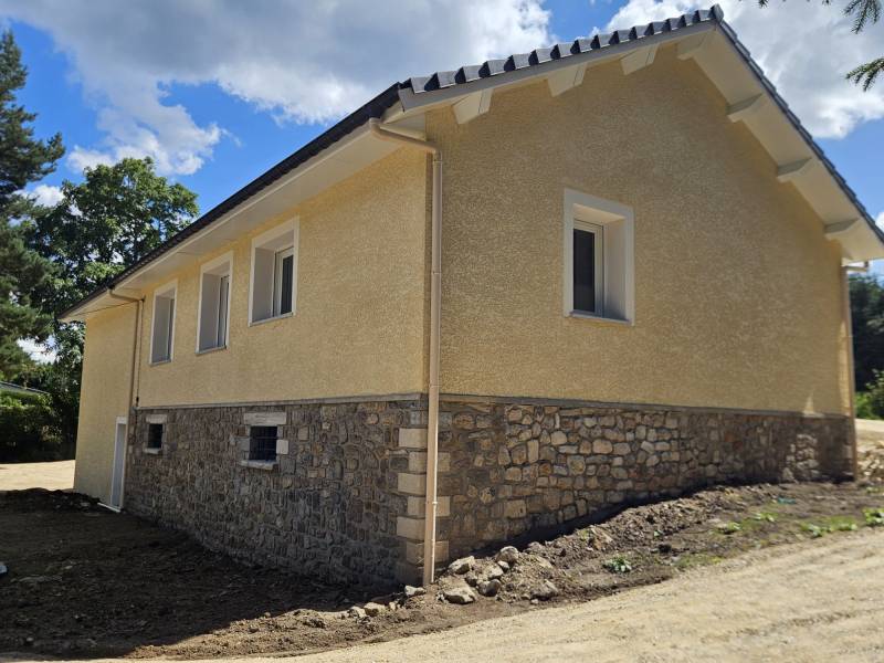 Maison contemporaine sur le secteur de Tence