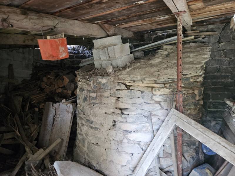 Coquette maison en pierres à rafraîchir campagne du Mazet