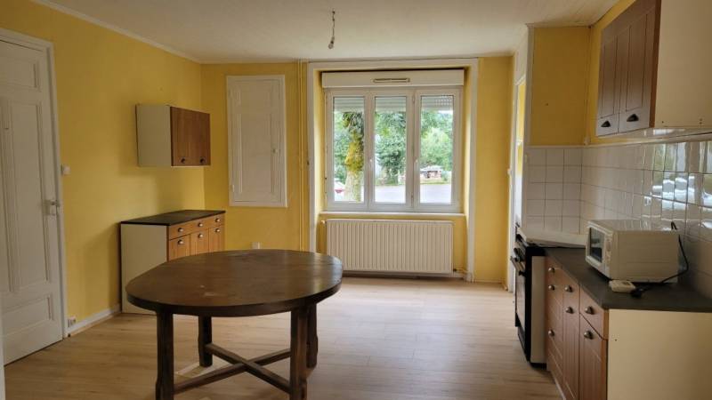 Maison mitoyenne T4 au Mazet St Voy