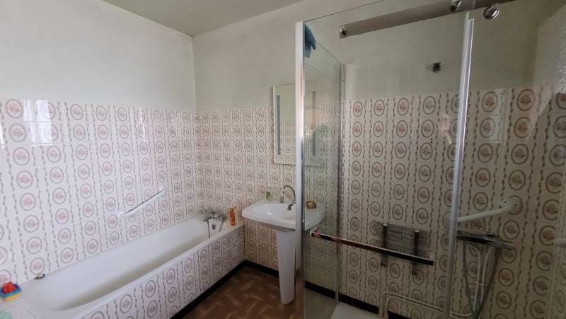 Maison avec terrasse et jardin au cœur du village du Chambon sur Lignon