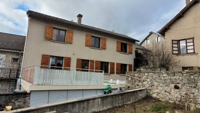 Maison avec jardin au cœur du village du Chambon sur Lignon