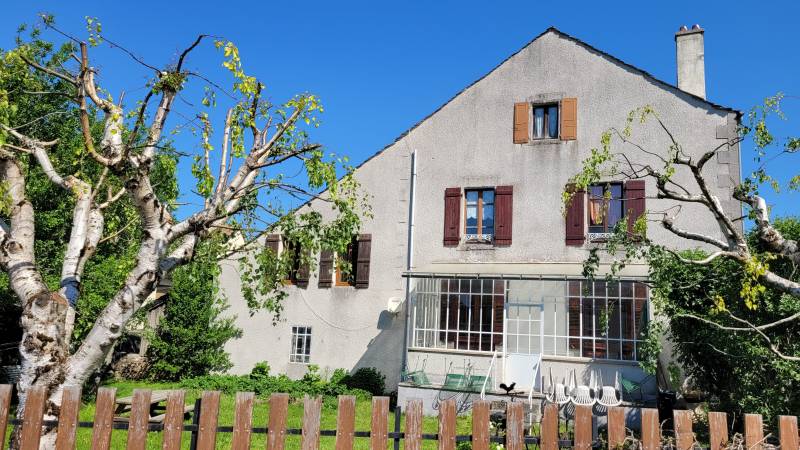 Maison de centre village au Mazet st Voy