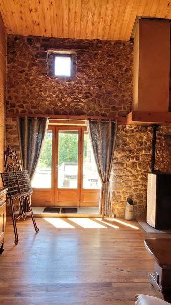 Maison en pierre Tence
