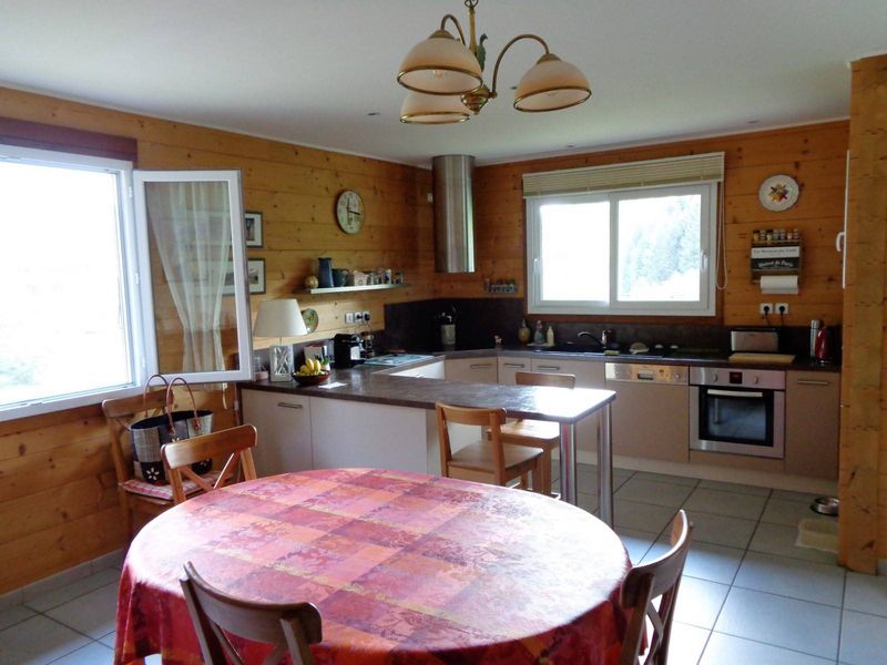 Maison Madrier avec terrain à St Martin de Valamas