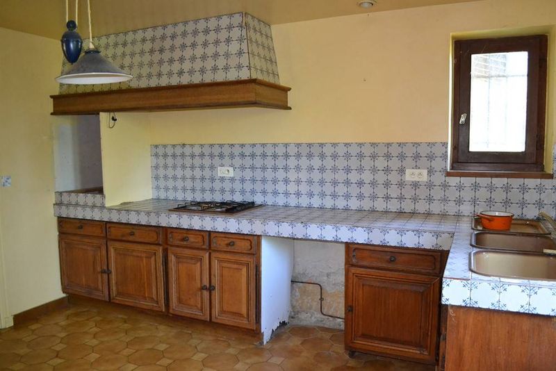 Maison au Mazet St Voy à rafraîchir