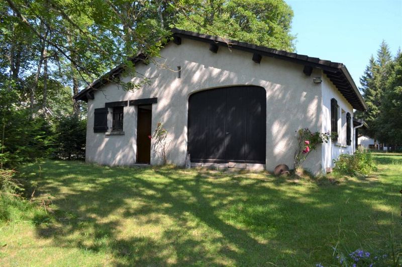 Petite maison de campagne, calme et tranquillité. Le Chambon sur Lignon
