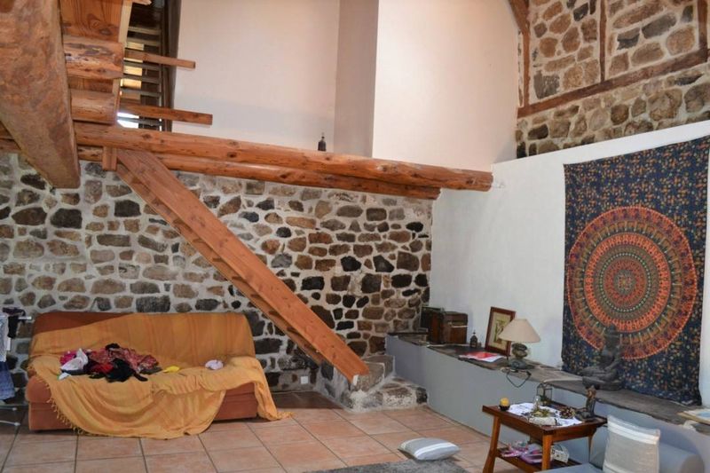 A vendre ferme avec vue