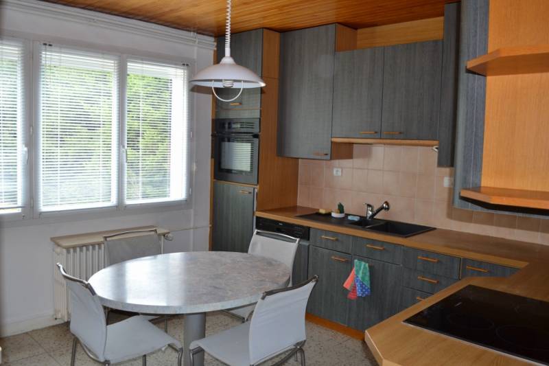 A vendre villa sans voisin au Chambon sur Lignon