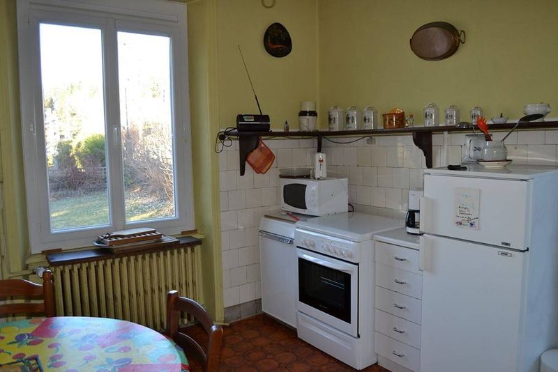 Maison de village proche centre ville avec vue.