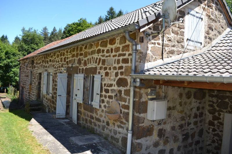 A vendre, maison en pierre sur Saint Agrève