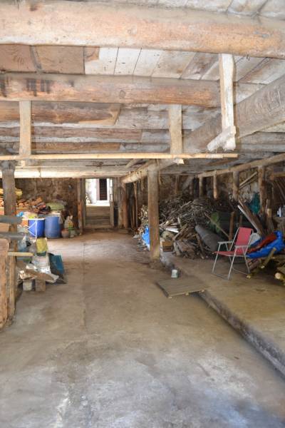 En campagne du Mazet, avec 2.7 ha de terrain et bois