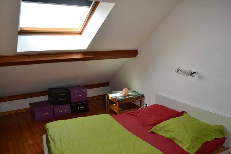 Maison à l'orée du village de St Agrève dans bel environnement campagnard