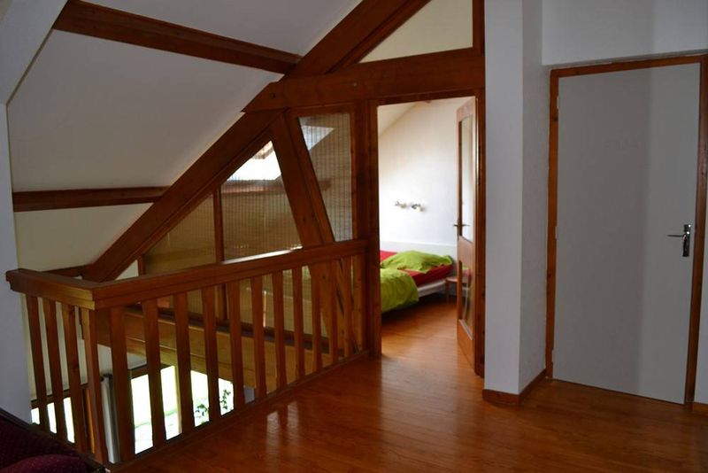 Maison à l'orée du village de St Agrève dans bel environnement campagnard