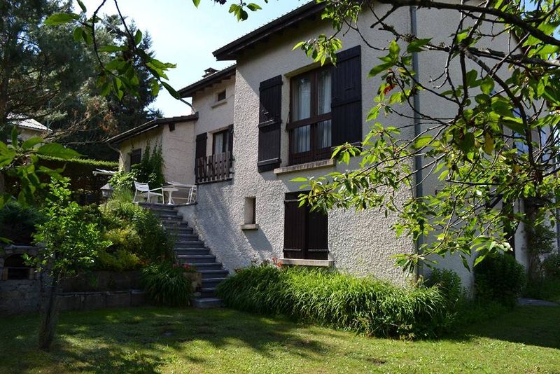 A vendre maison centre village le Chambon sur Lignon