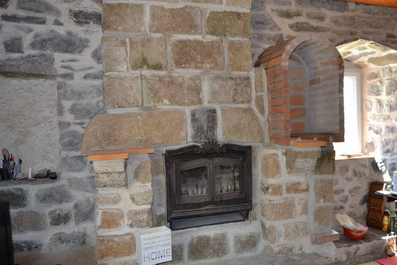 Ancienne ferme composée de 4 appartements Le Mazet St Voy