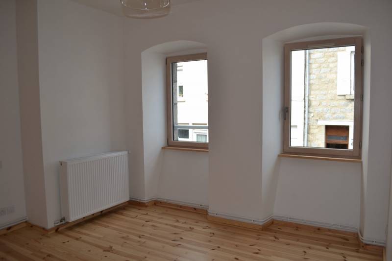 Maison de bourg avec jardin au Chambon sur Lignon