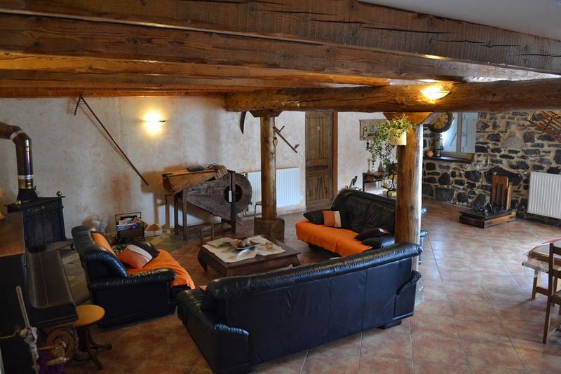 Grande ferme à vendre 43430