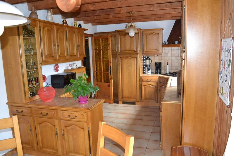 Jolie villa en campagne de Tence. 4 chambres. Superbe environnement.